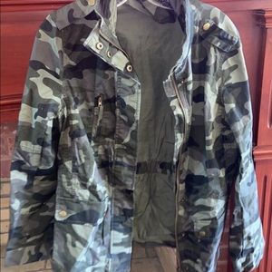 Love tree size large bomber jacket